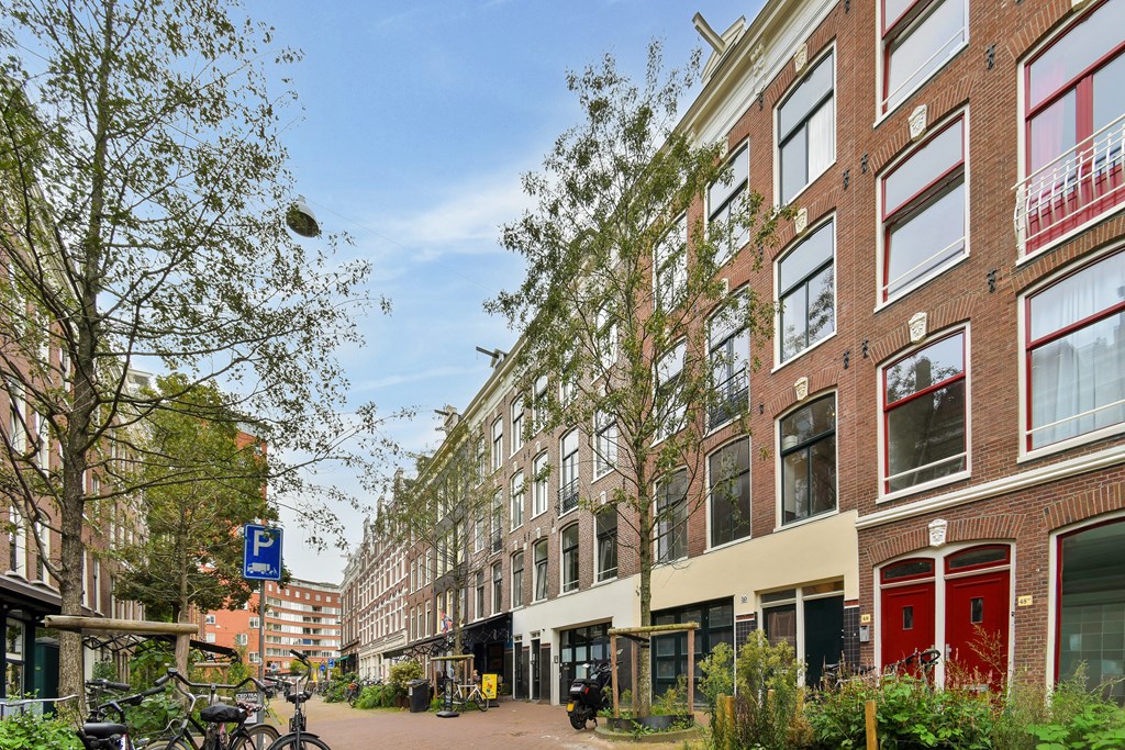 Appartement aan de Eerste Jacob van Campenstraat — foto 1