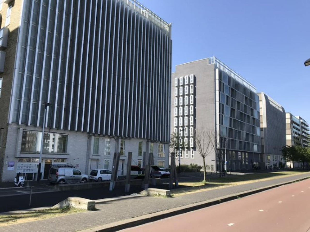 Eengezinswoning aan de Willem Augustinstraat — foto 1