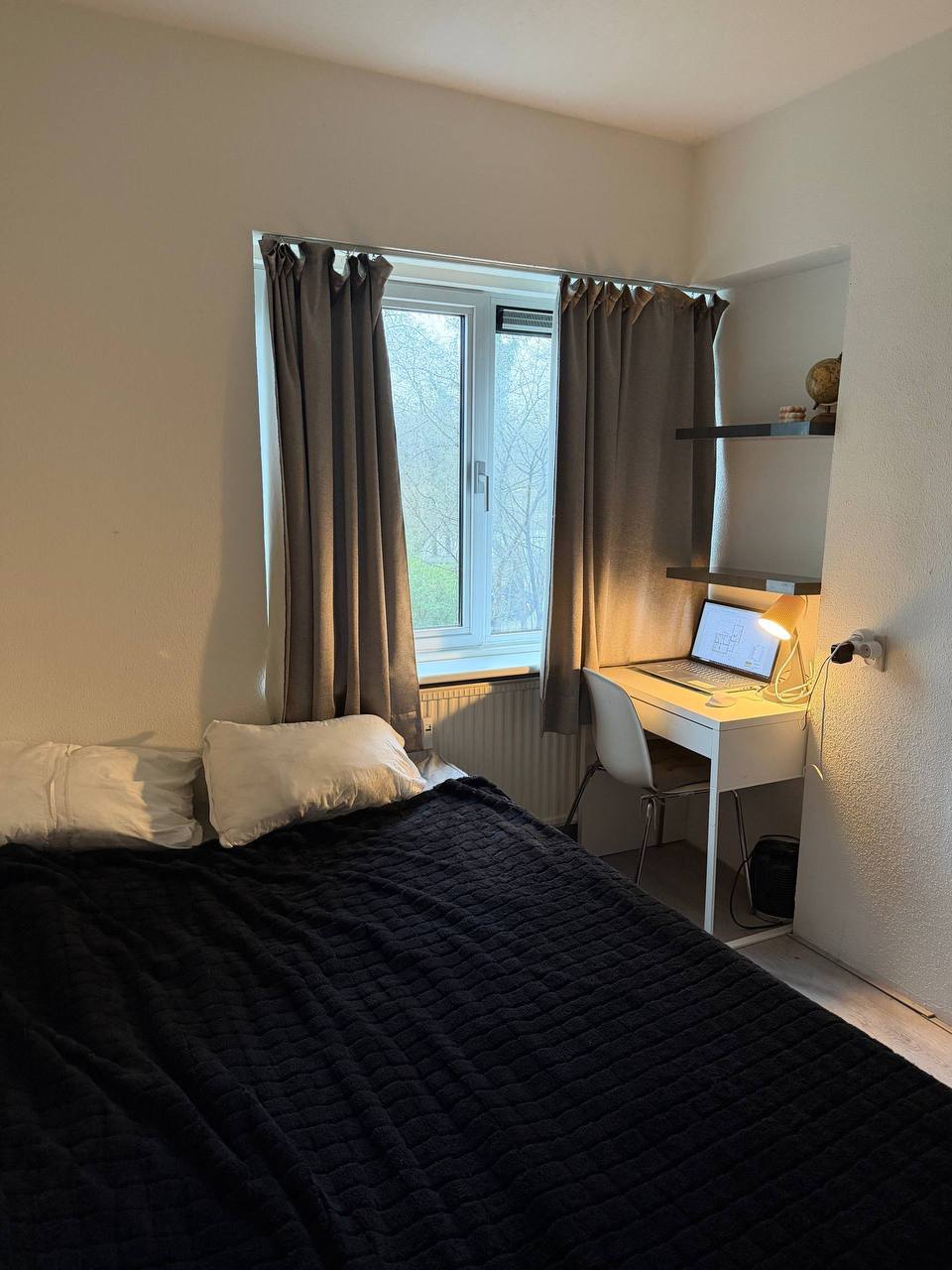 Kamer in Amsterdam, Amsterdam