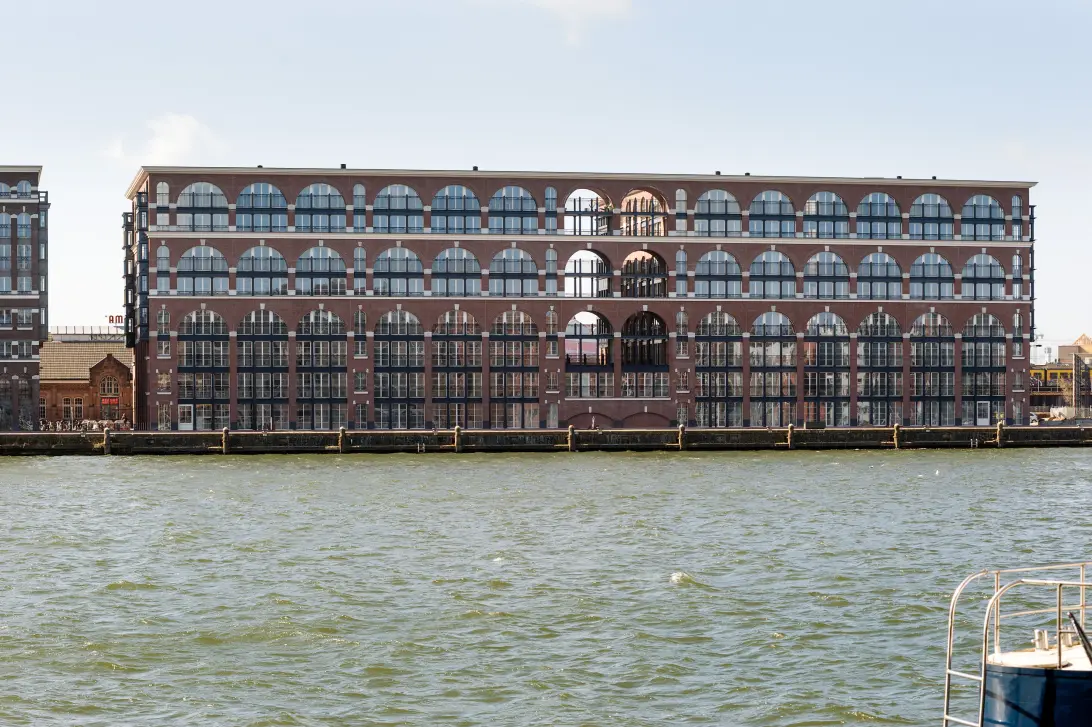 Appartement aan de Oostelijke Handelskade — foto 1