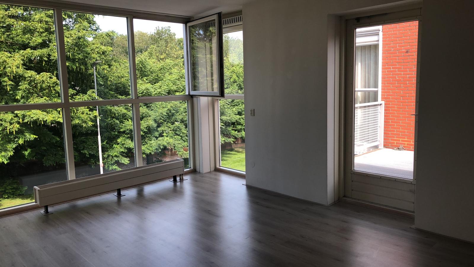 Kamer aan de Corrie Hartonglaan — foto 1