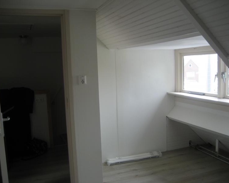 Kamer aan de Adelaarstraat — foto 1