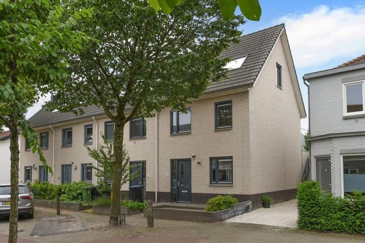 Eengezinswoning in Hilversum, Hilversum