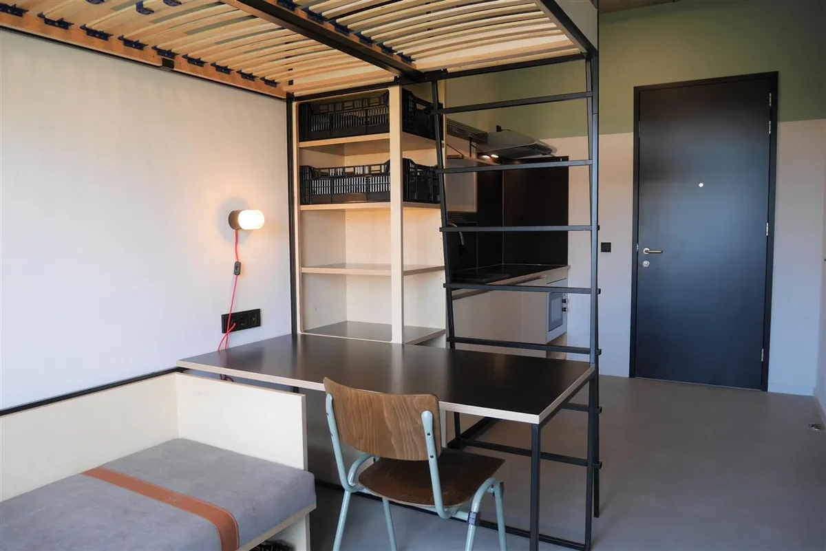 Studio aan de Dokter Nevenstraat — foto 1