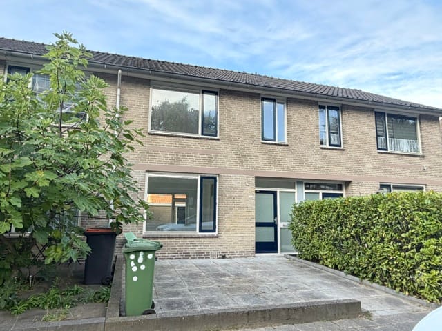 Eengezinswoning aan de Spreeuwenstraat — foto 1