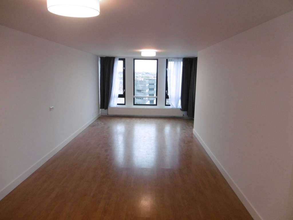 Appartement aan de Pieter Calandlaan — foto 1