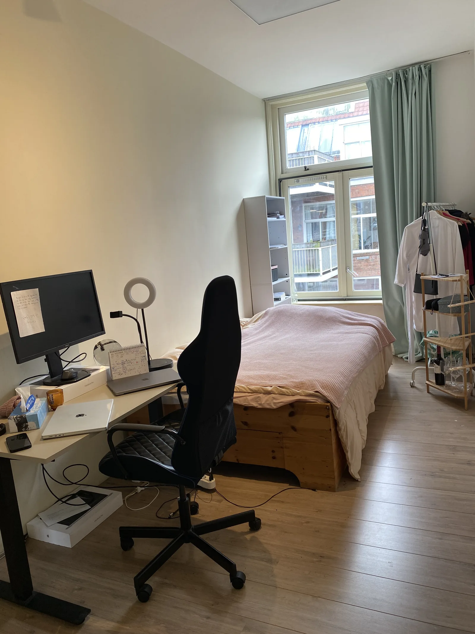 Kamer aan de Johannes Meewisstraat — foto 1