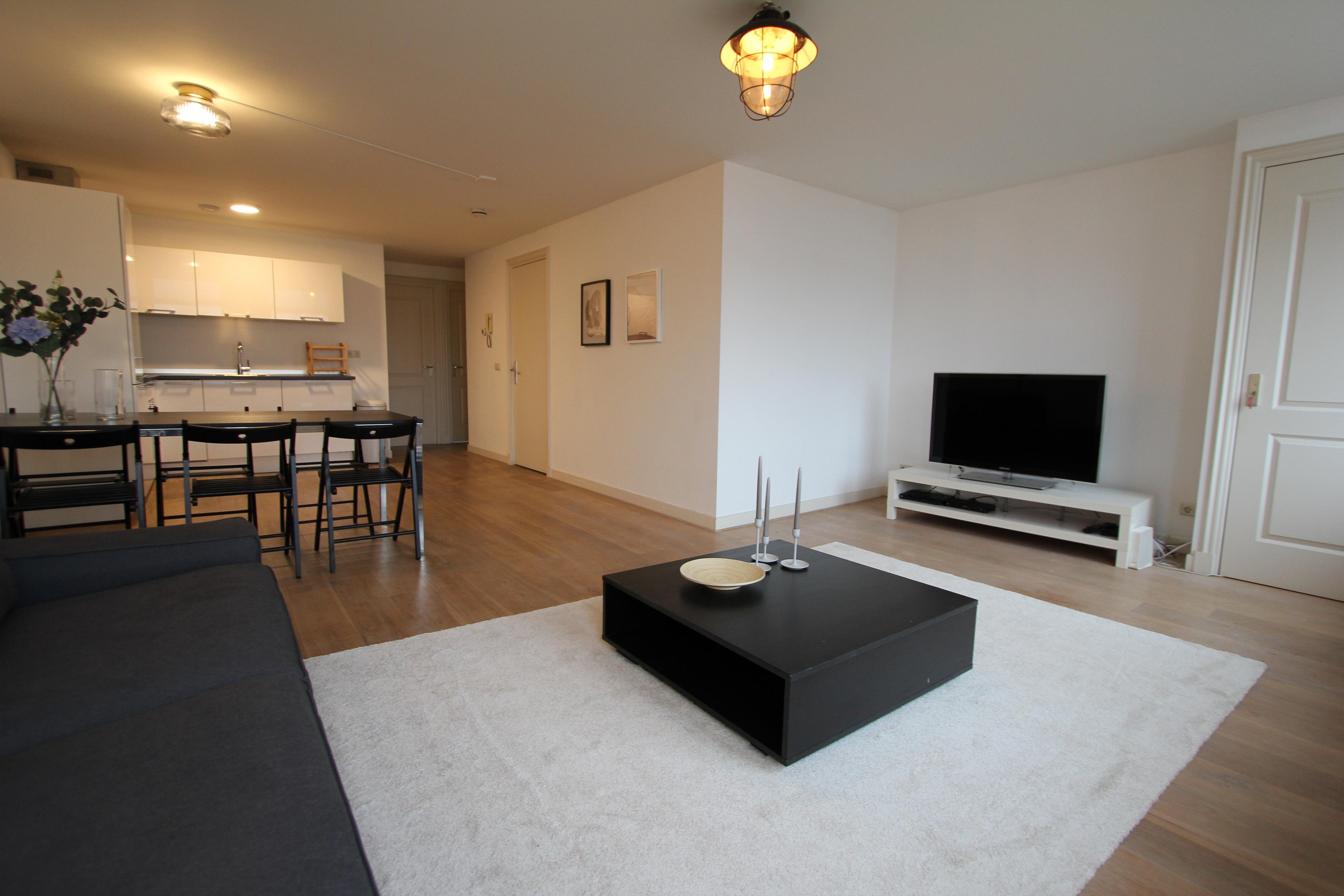 Appartement aan de Marnixstraat — foto 1