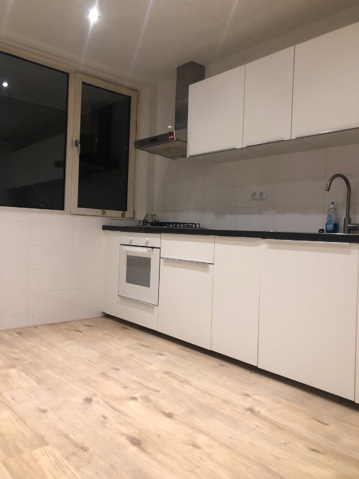 Kamer aan de Ruys De Beerenbrouckstraat — foto 1