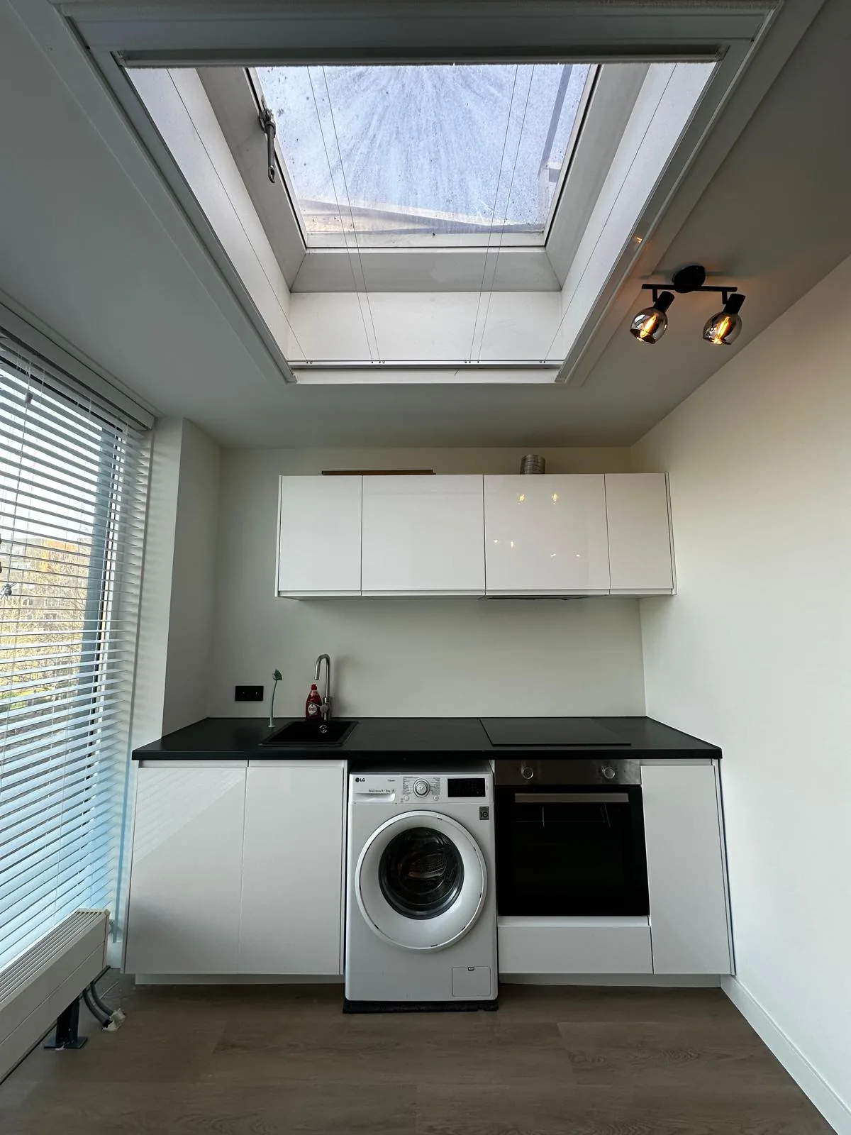 Kamer aan de Wolbrantskerkweg — foto 1