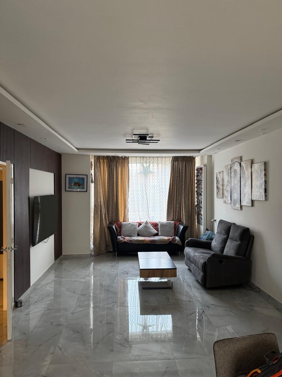 Kamer in Hilversum, Hilversum