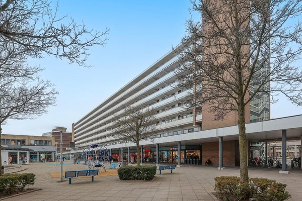 Appartement aan de Delflandplein — foto 1