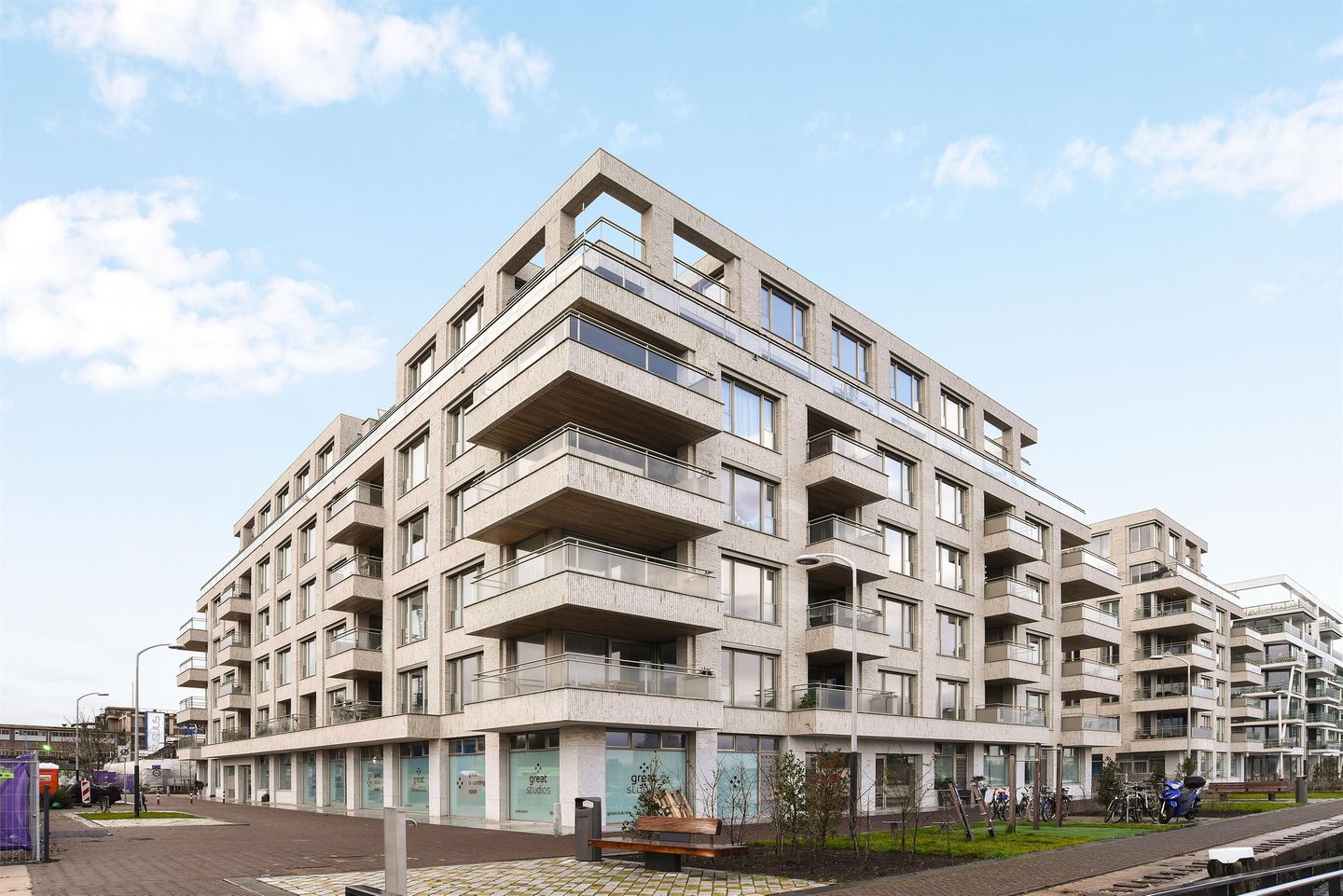 Appartement aan de Zeeburgerkade — foto 1