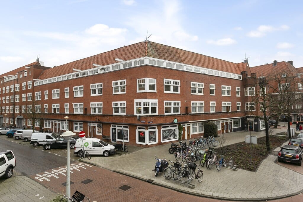 Appartement aan de Merwedeplein — foto 1