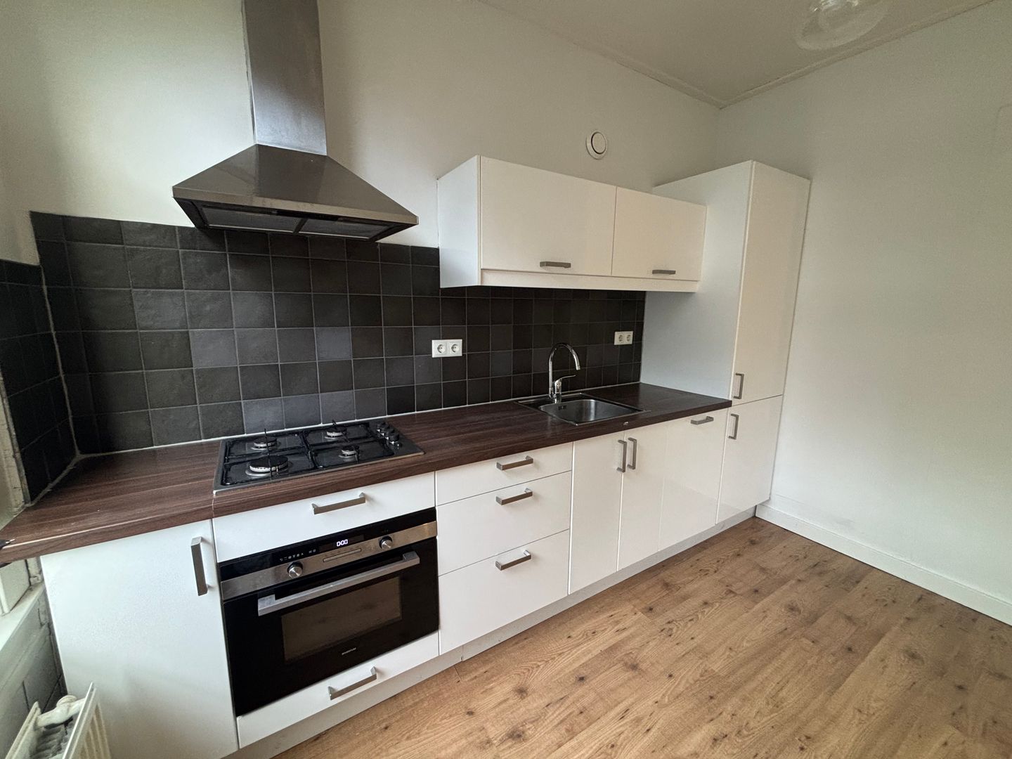 Appartement aan de Eerste Nassaustraat — foto 1