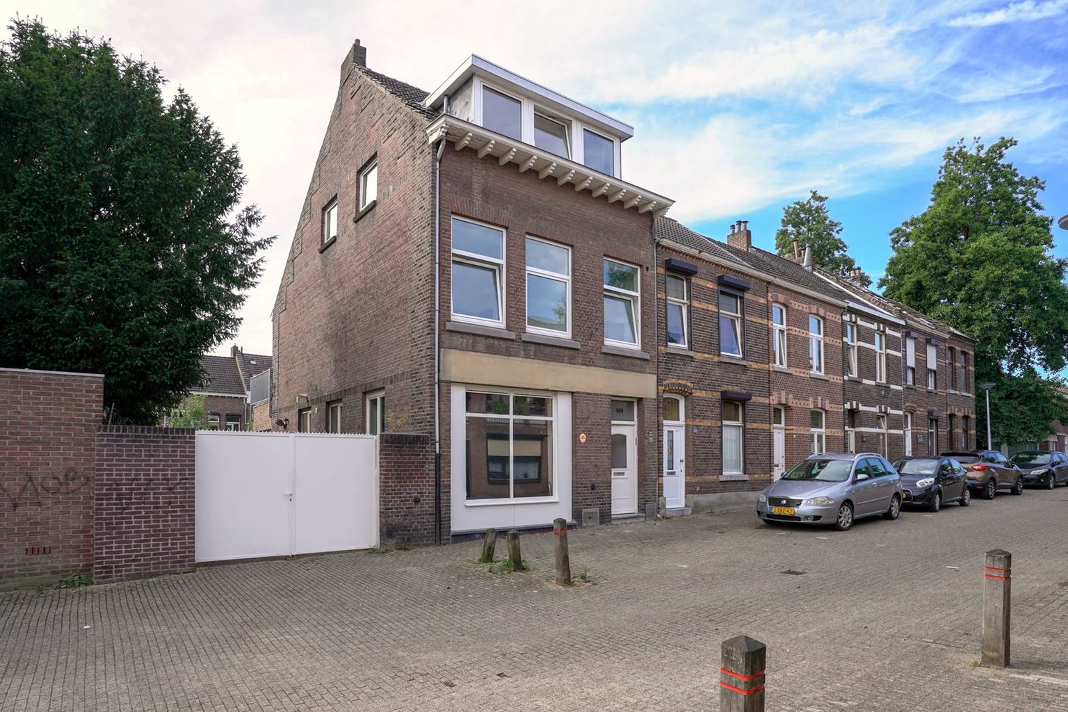 Studio aan de Aert van Trichtweg — foto 1