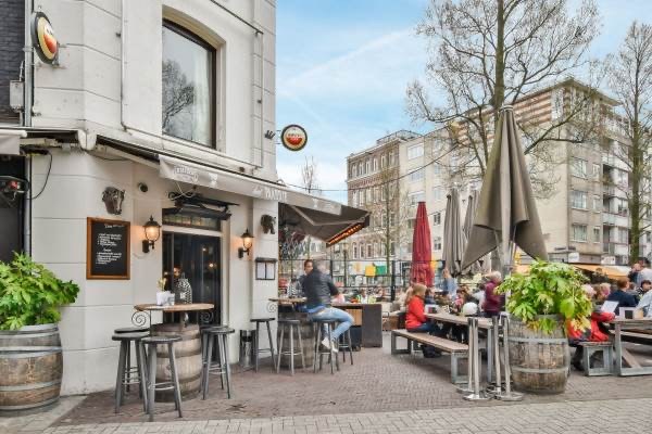Appartement aan de Eerste Van der Helststraat — foto 1