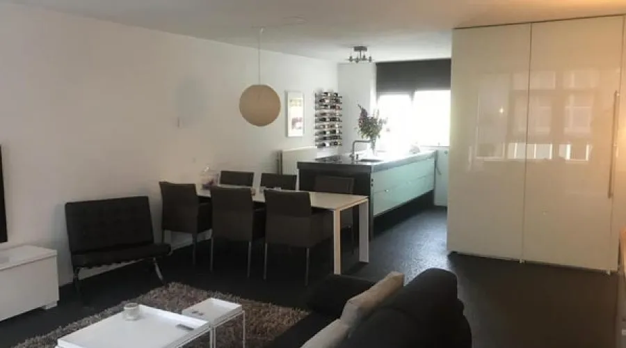 Appartement aan de Raamstraat — foto 1