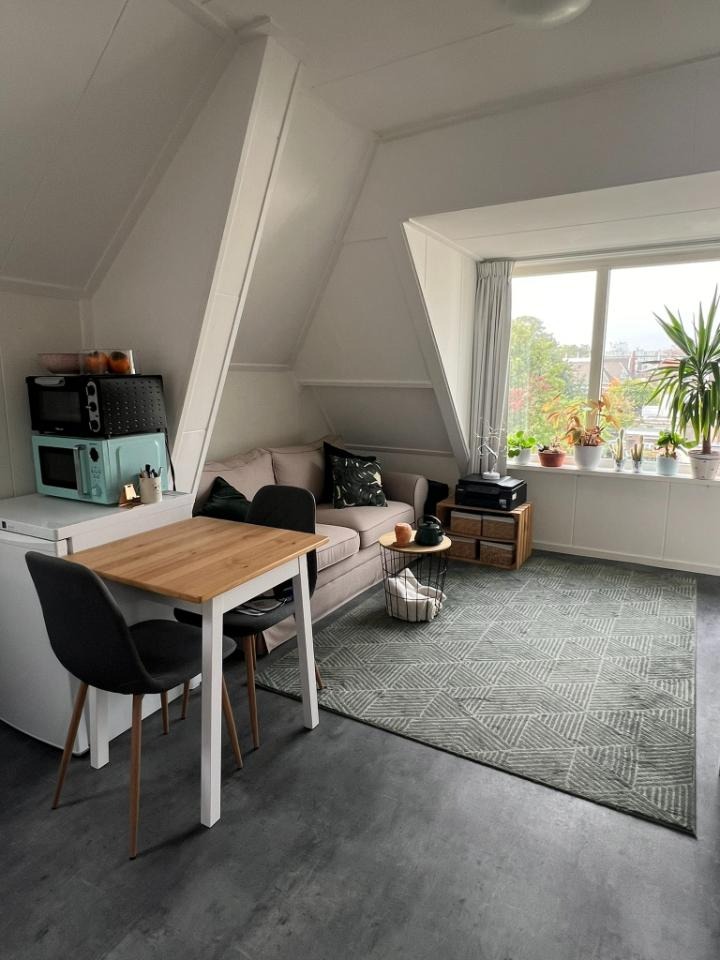 Kamer aan de Voorhelmstraat — foto 1