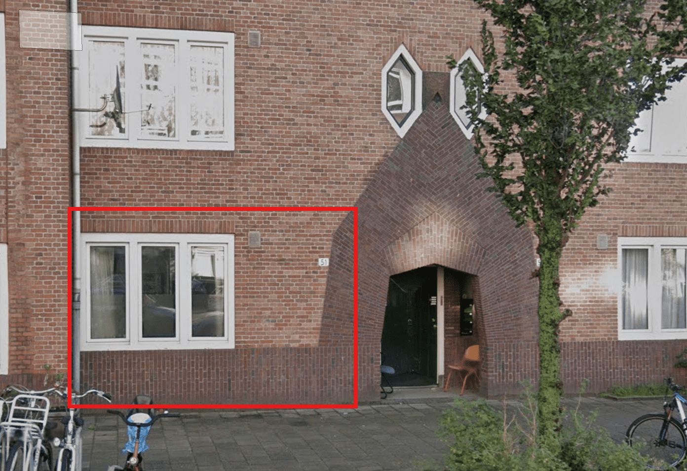 Eengezinswoning aan de Tweede Van der Helststraat — foto 1